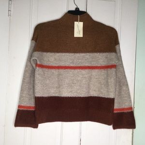 Sweater Size XS. VERY SOFT